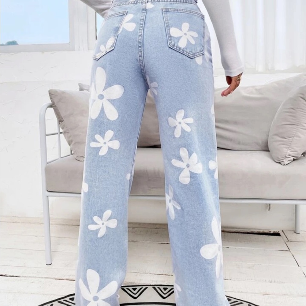 Shein Floral Print Straight Leg Jeans - Picture 2 of 3